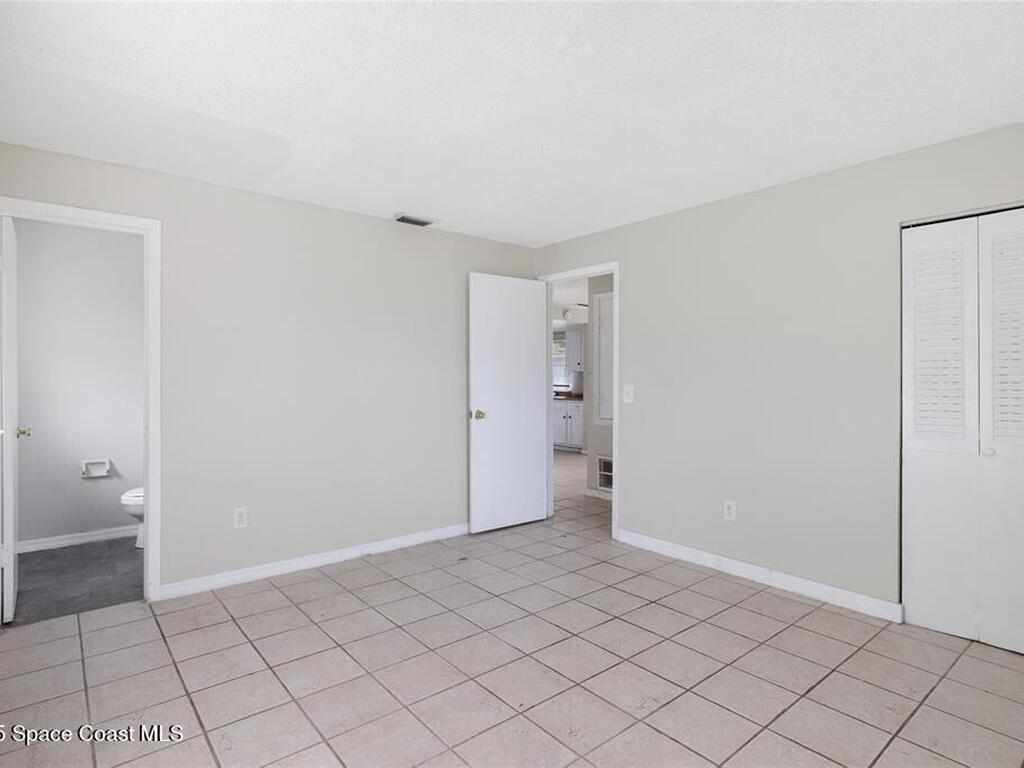 4404 35th Avenue, Vero Beach, FL 32967