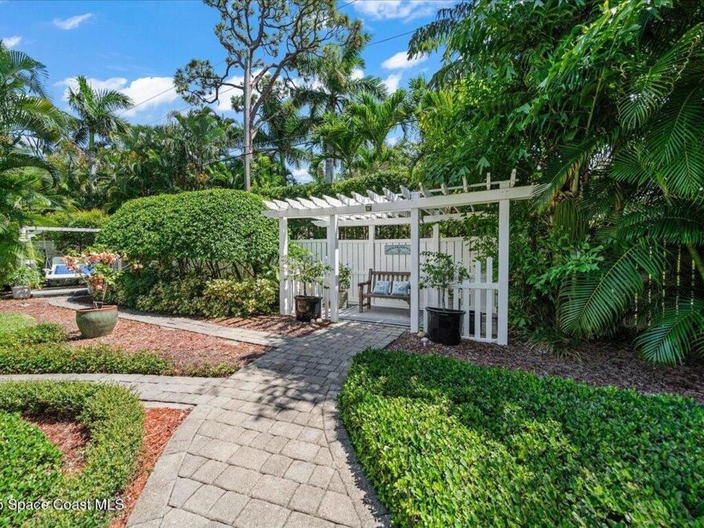 433 Miami Avenue, Indialantic, FL 32903