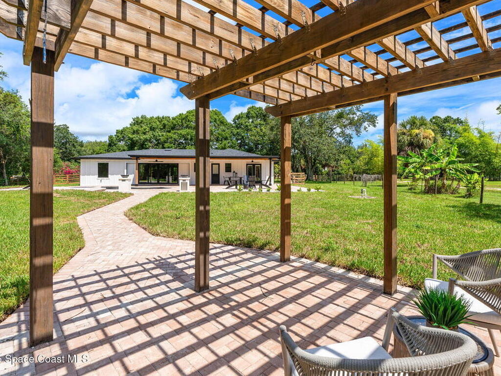 4313 Country Road, Melbourne, FL 32934