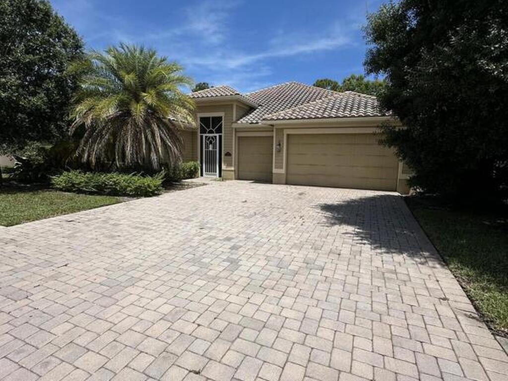 7679 Fieldstone Ranch Square, Vero Beach, FL 32967