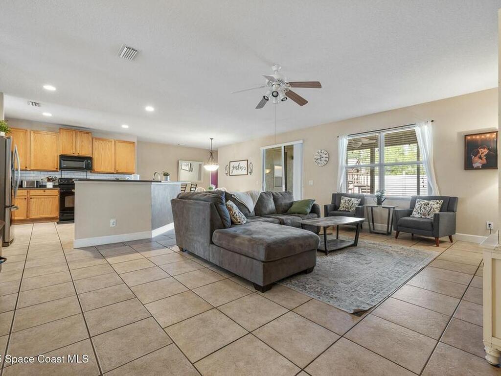 320 Pebble Hill Way, Rockledge, FL 32955