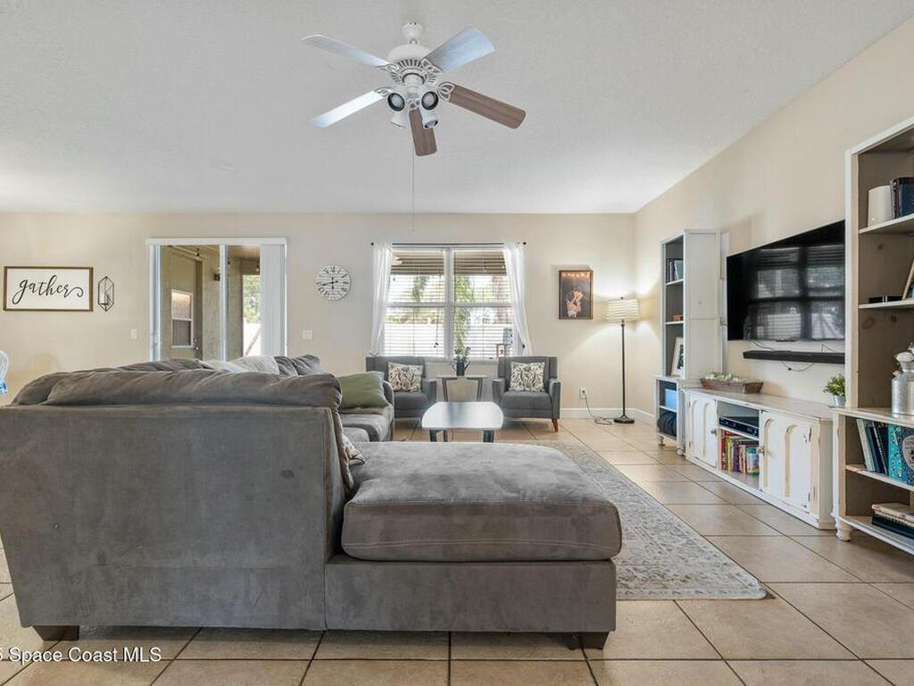 320 Pebble Hill Way, Rockledge, FL 32955