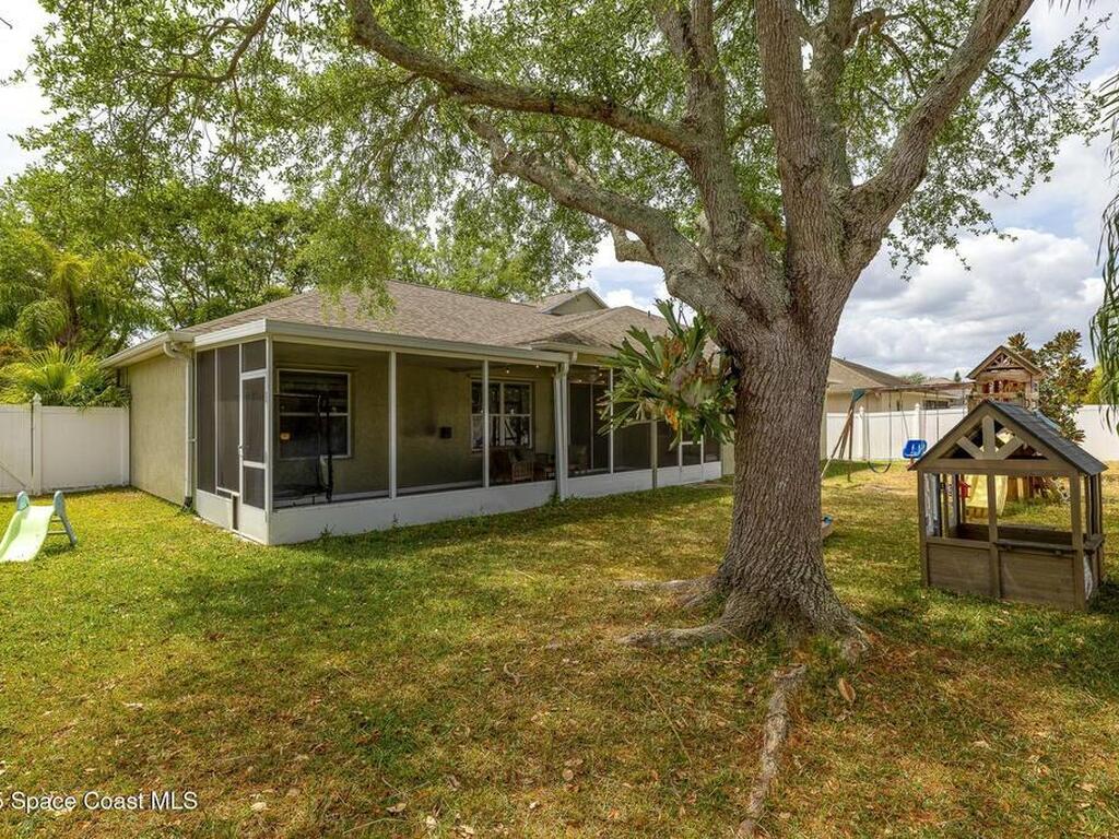 320 Pebble Hill Way, Rockledge, FL 32955