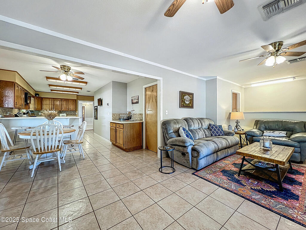 534 Minnow Court, Kenansville, FL 34739