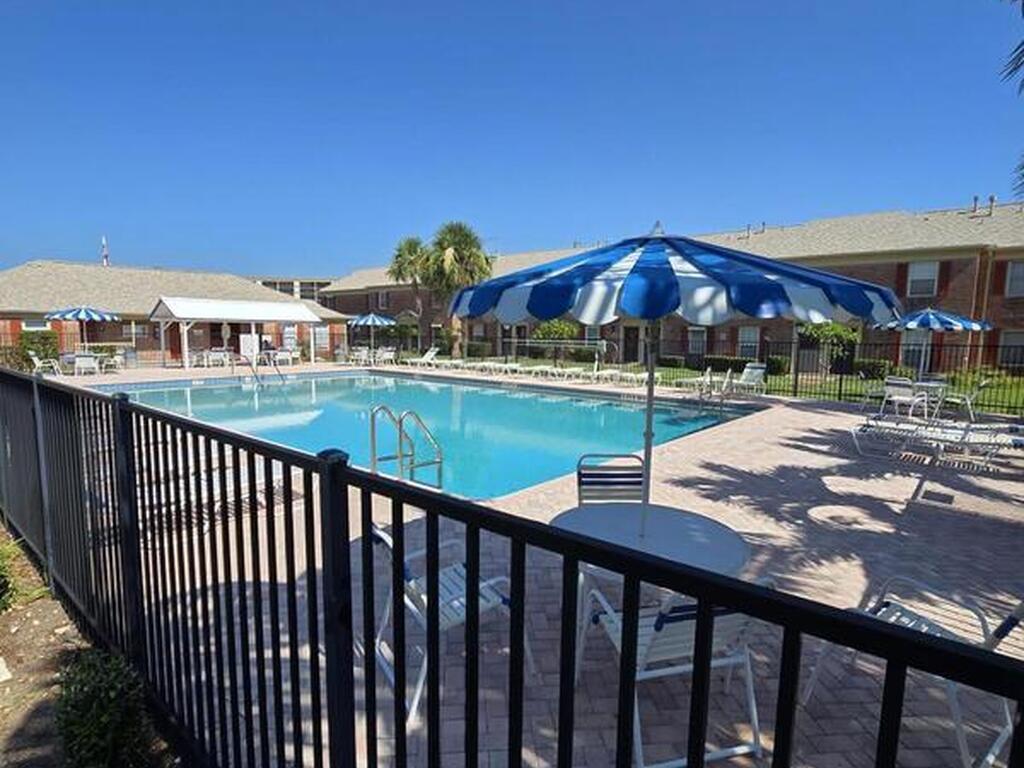 125 E Colonial Court, Indian Harbour Beach, FL 32937