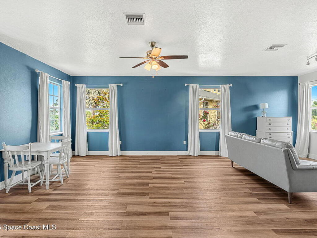 48 Harbor Circle, Cocoa Beach, FL 32931