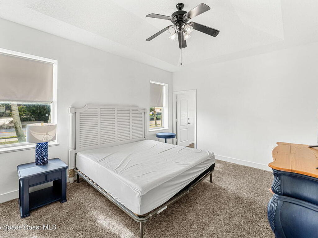 48 Harbor Circle, Cocoa Beach, FL 32931