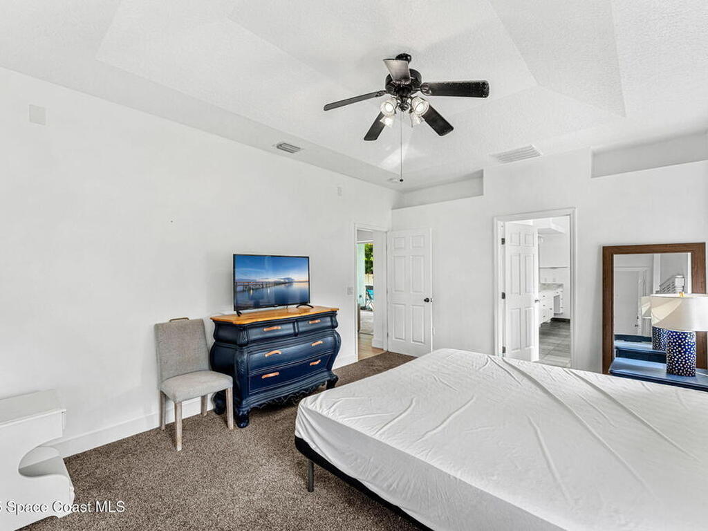 48 Harbor Circle, Cocoa Beach, FL 32931