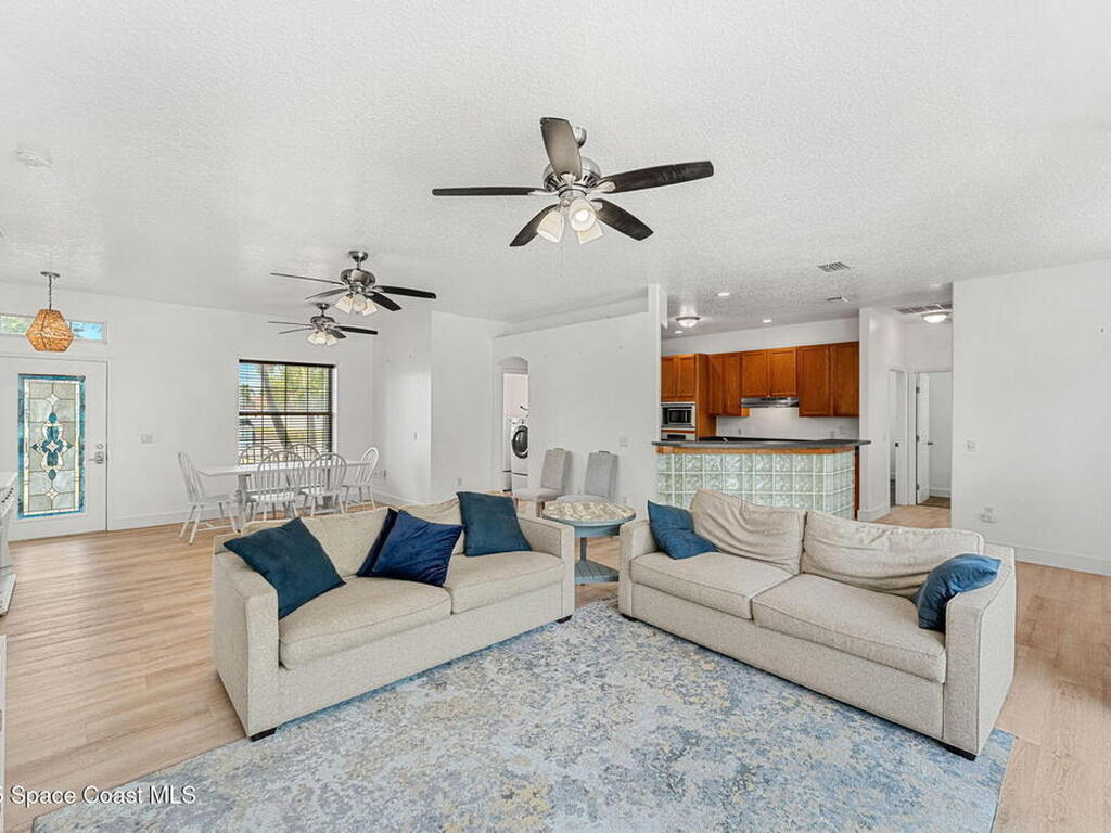 48 Harbor Circle, Cocoa Beach, FL 32931