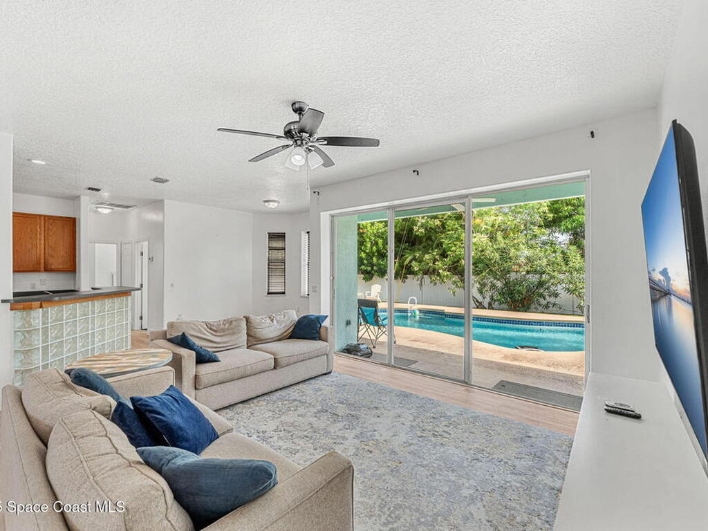 48 Harbor Circle, Cocoa Beach, FL 32931