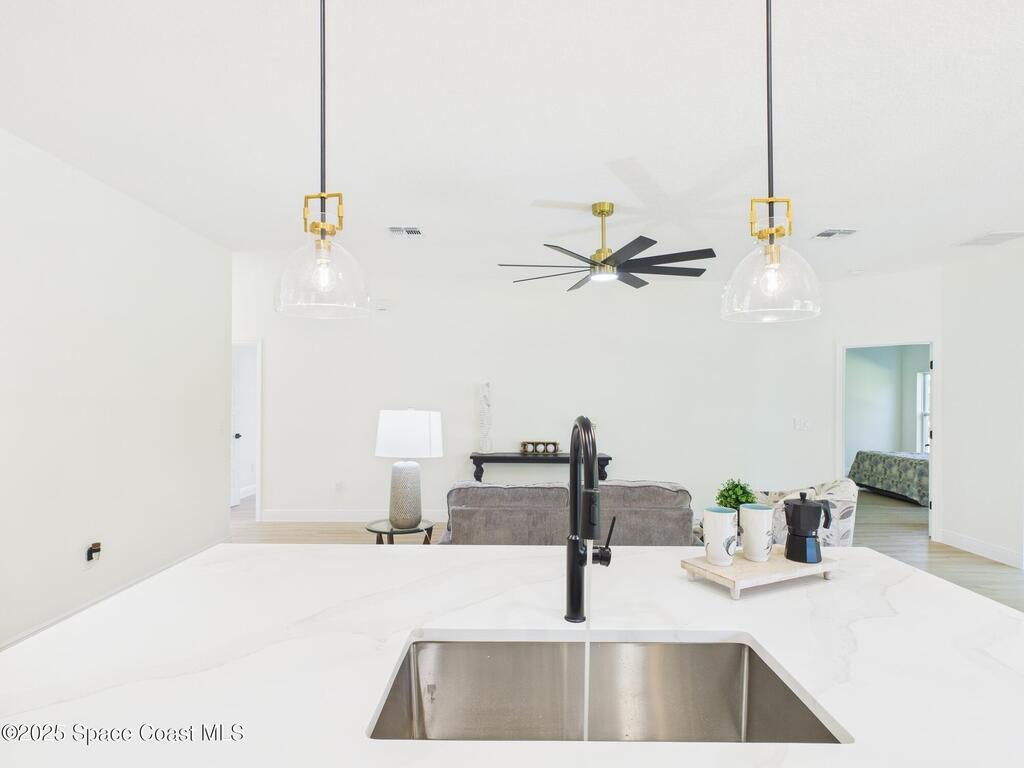 7855 92nd Court, Vero Beach, FL 32967