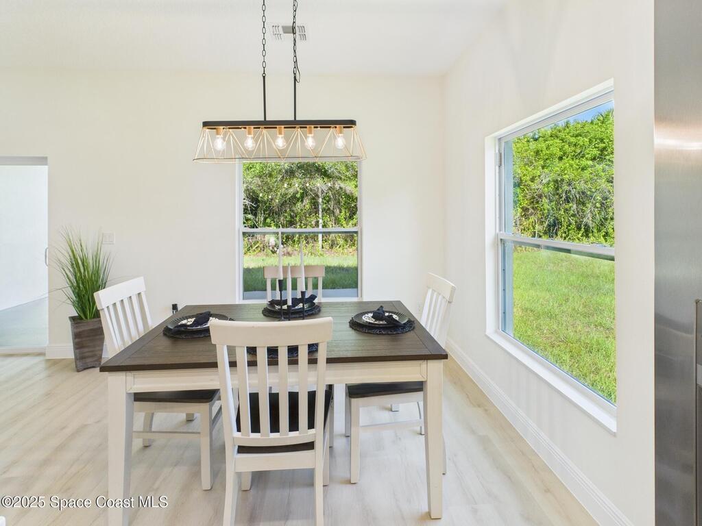 7855 92nd Court, Vero Beach, FL 32967