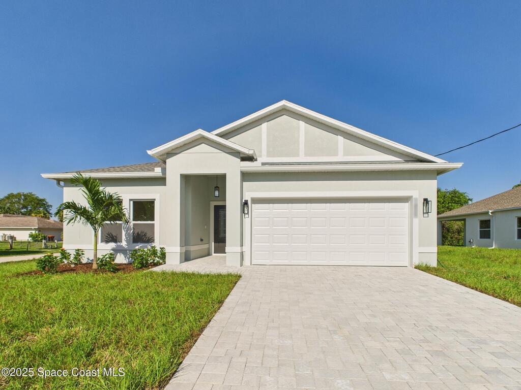7855 92nd Court, Vero Beach, FL 32967