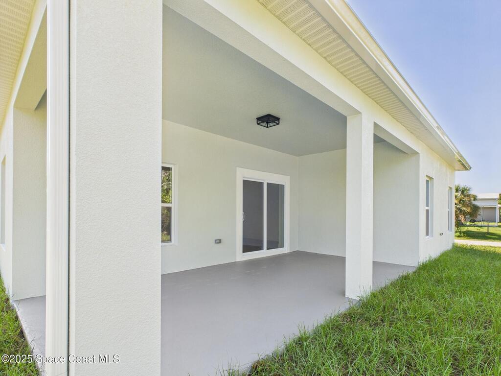 7855 92nd Court, Vero Beach, FL 32967