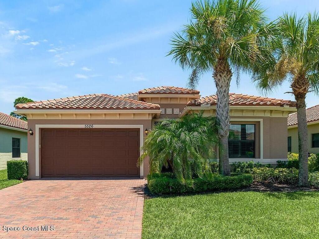 5526 40th Avenue, Vero Beach, FL 32967