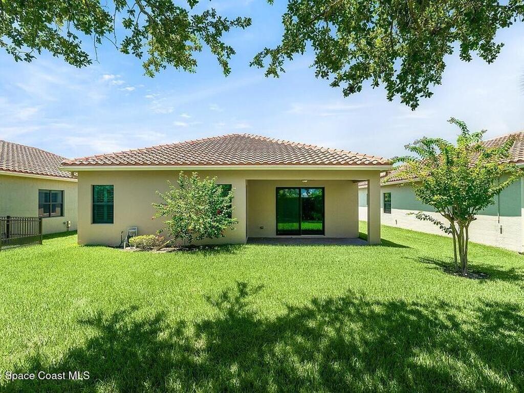 5526 40th Avenue, Vero Beach, FL 32967