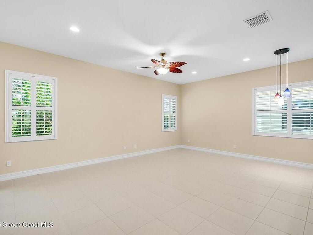 5526 40th Avenue, Vero Beach, FL 32967