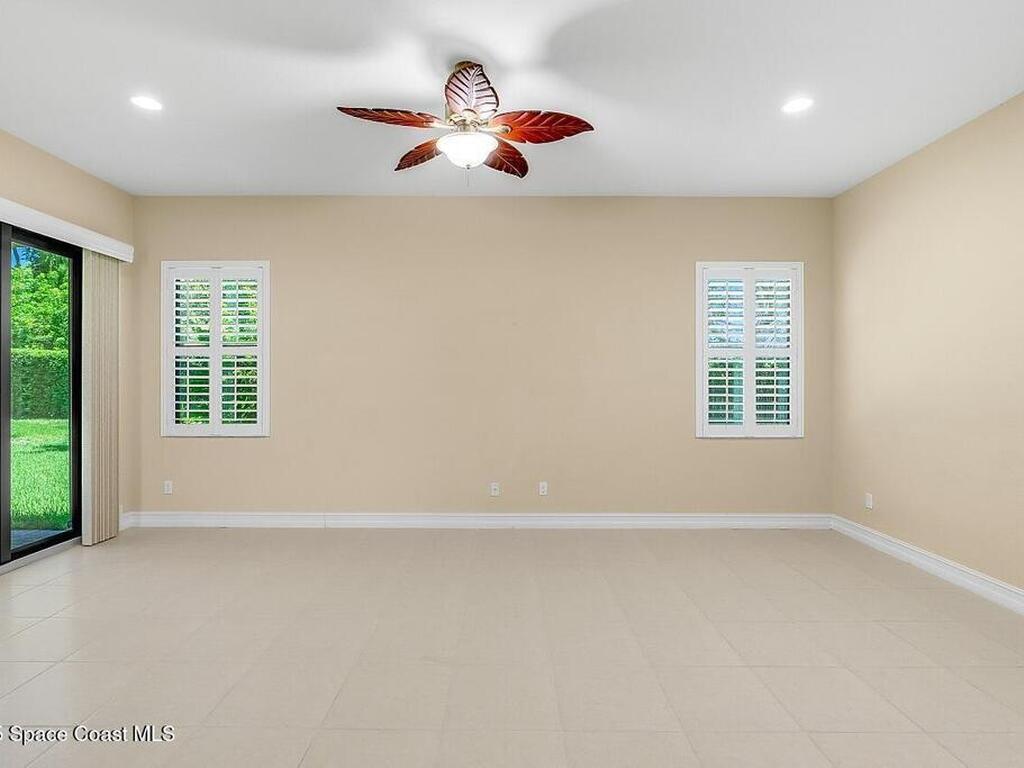 5526 40th Avenue, Vero Beach, FL 32967