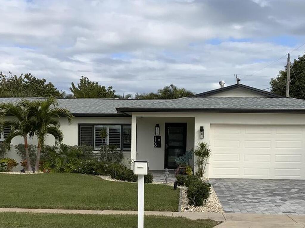 1190 Yacht Club Boulevard, Indian Harbour Beach, FL 32937