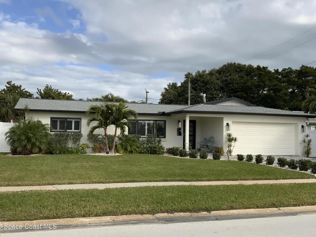 1190 Yacht Club Boulevard, Indian Harbour Beach, FL 32937