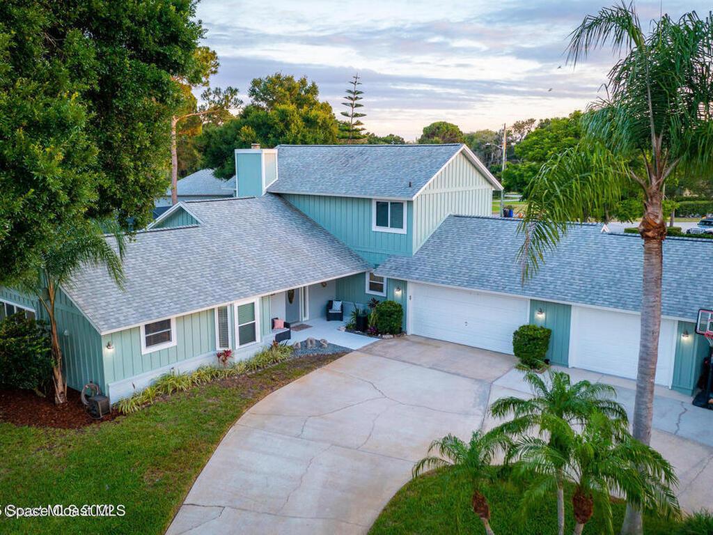 3935 S Tropical Trail, Merritt Island, FL 32952