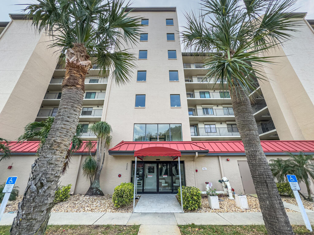 3220 River Villa Way, Melbourne Beach, FL 32951