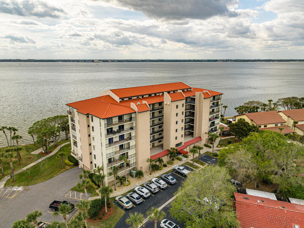 3220 River Villa Way, Melbourne Beach, FL 32951