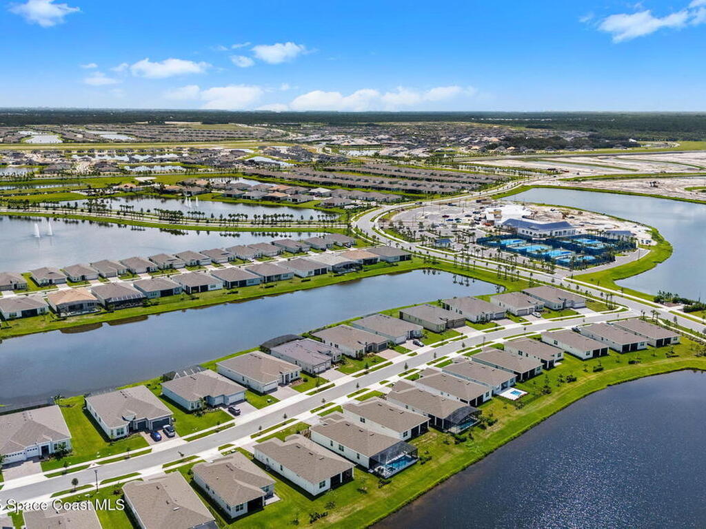 8919 Shoreline Avenue, Melbourne, FL 32940