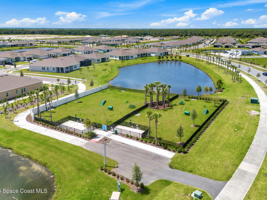 8919 Shoreline Avenue, Melbourne, FL 32940