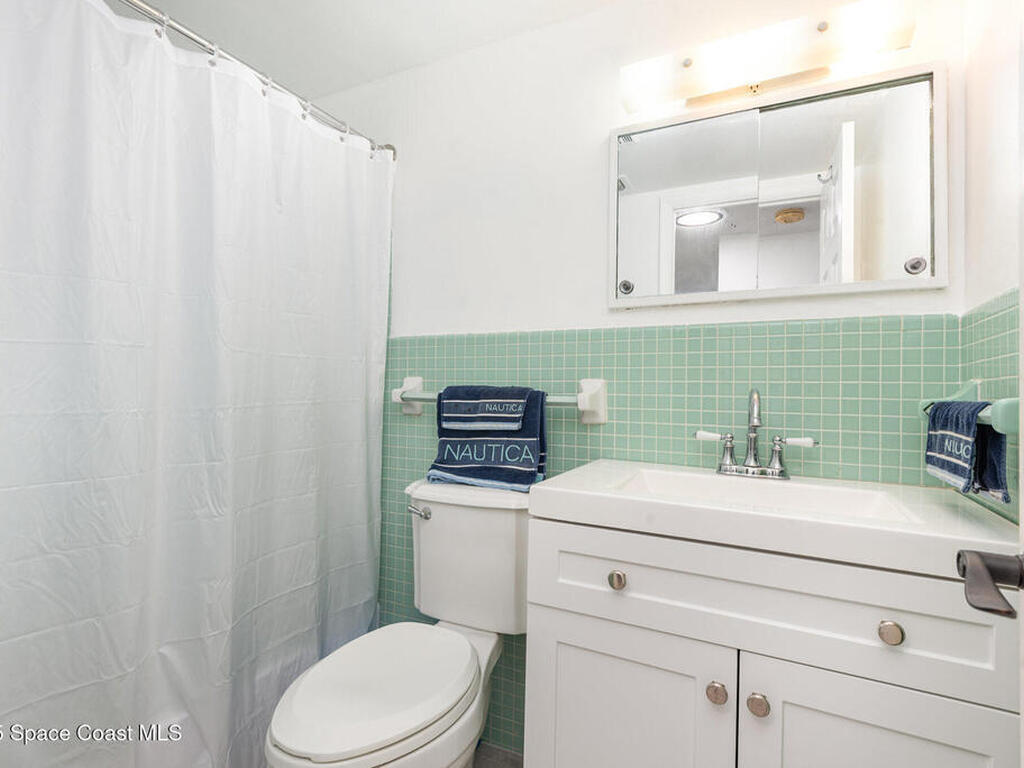 2020 N Atlantic Avenue, Cocoa Beach, FL 32931