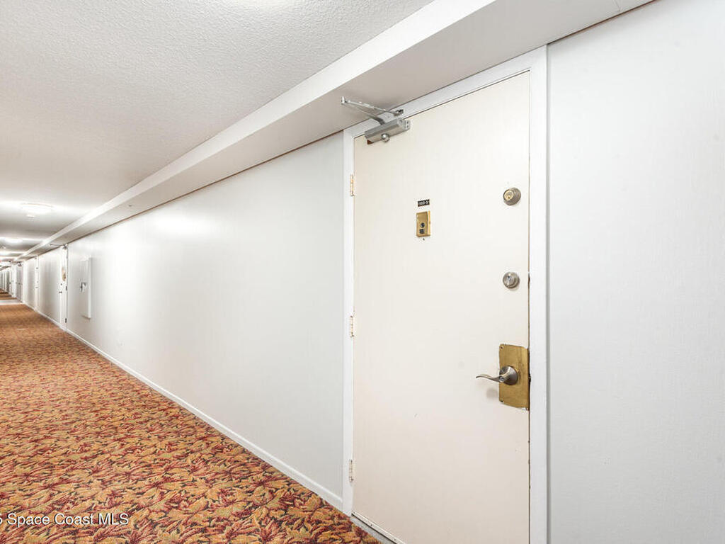 2020 N Atlantic Avenue, Cocoa Beach, FL 32931