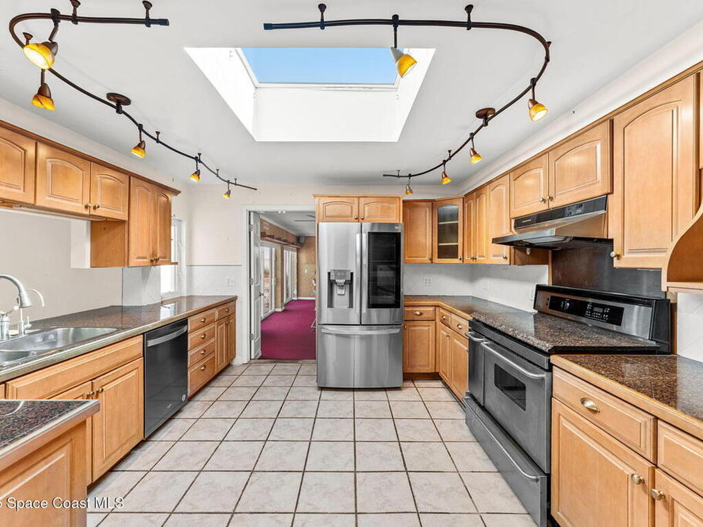 1775 E Riviera Drive, Merritt Island, FL 32952