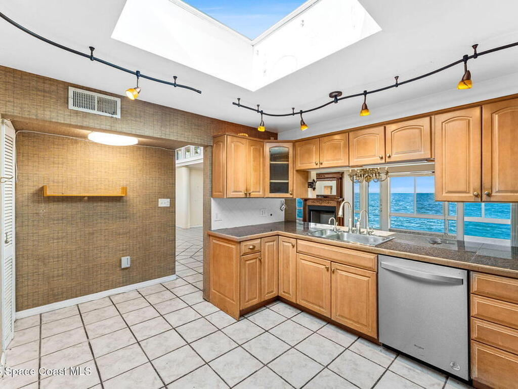 1775 E Riviera Drive, Merritt Island, FL 32952