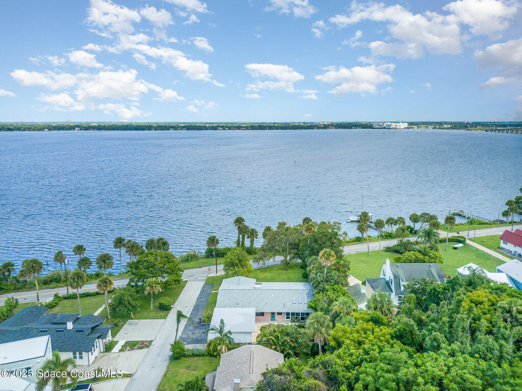717 Indian River Drive, Cocoa, FL 32922
