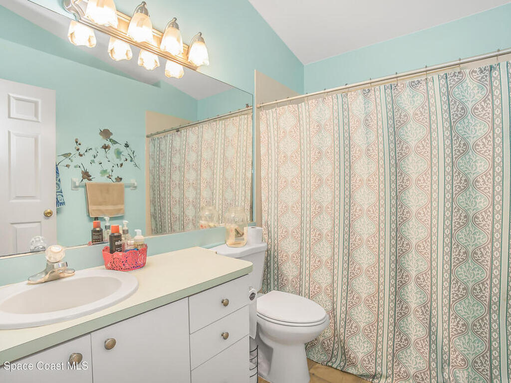 9156 101st Avenue, Vero Beach, FL 32967