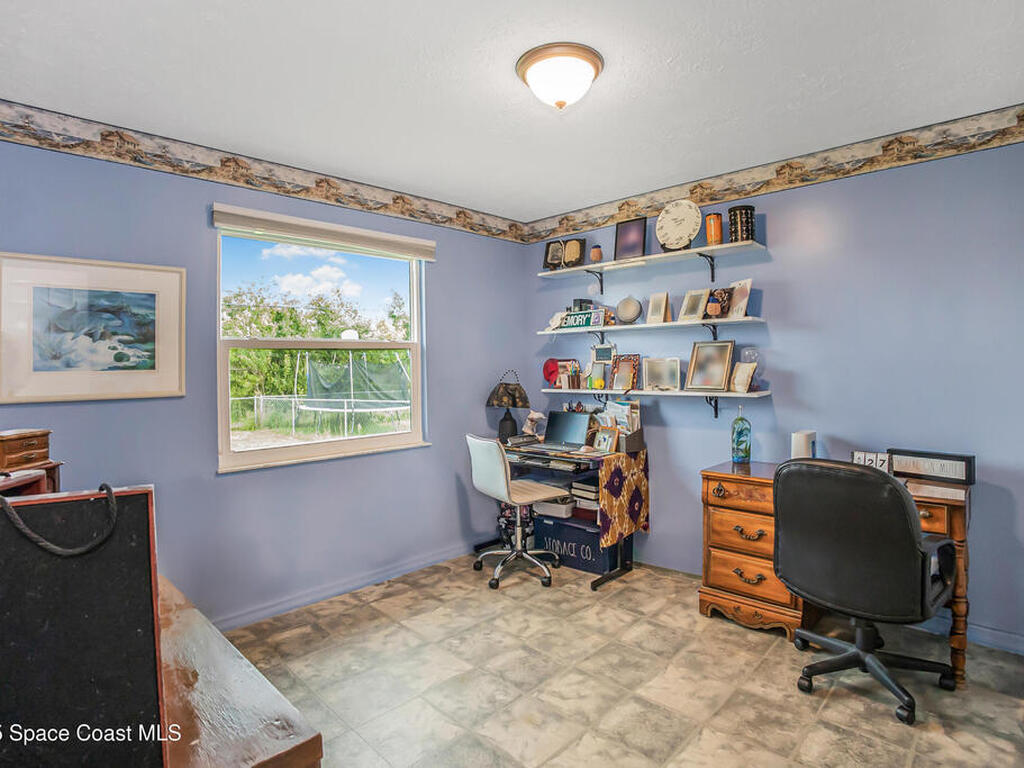 9156 101st Avenue, Vero Beach, FL 32967