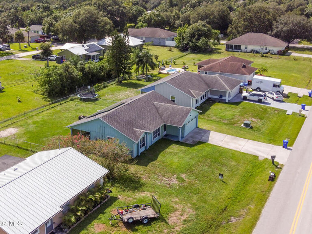 9156 101st Avenue, Vero Beach, FL 32967