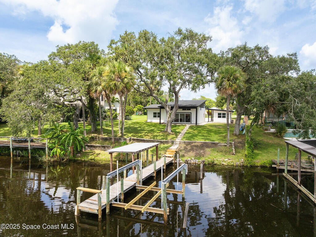 877 Sunset Drive, Melbourne, FL 32935