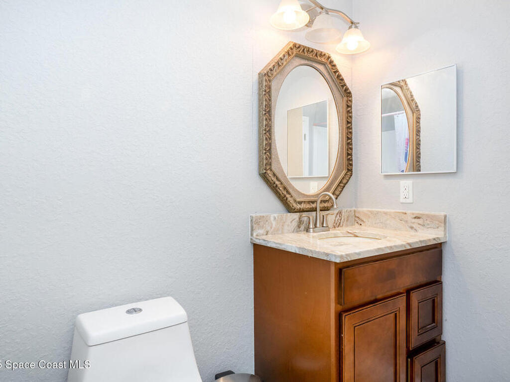 455 Riverside Avenue, Merritt Island, FL 32953