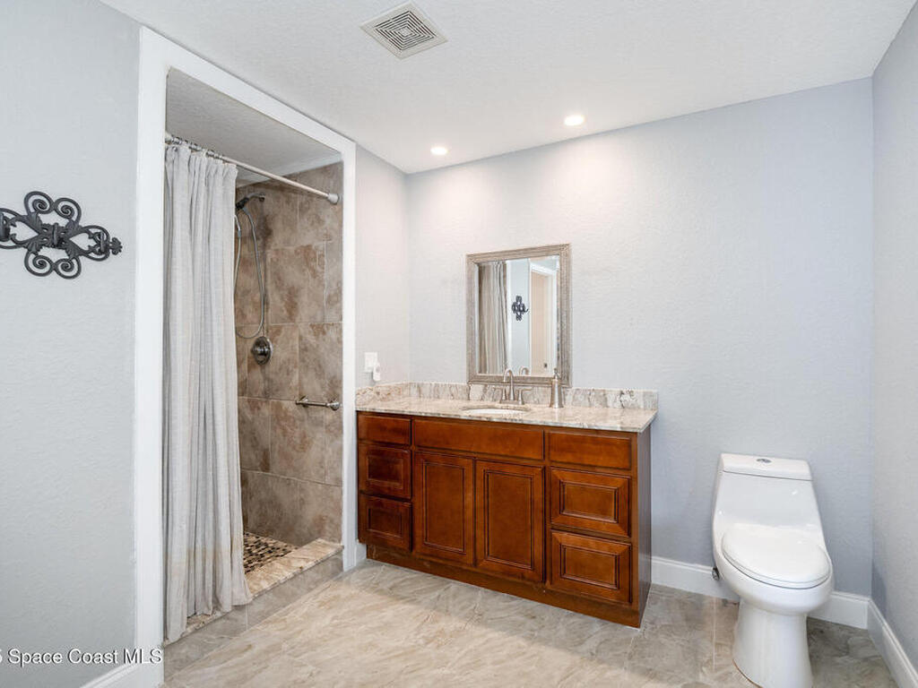 455 Riverside Avenue, Merritt Island, FL 32953