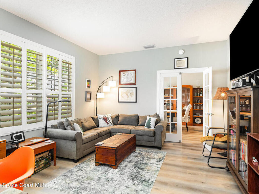 330 Chennault Lane, Rockledge, FL 32955