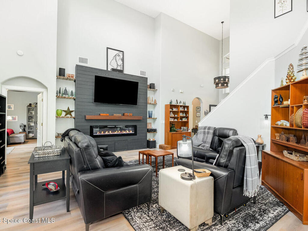 330 Chennault Lane, Rockledge, FL 32955