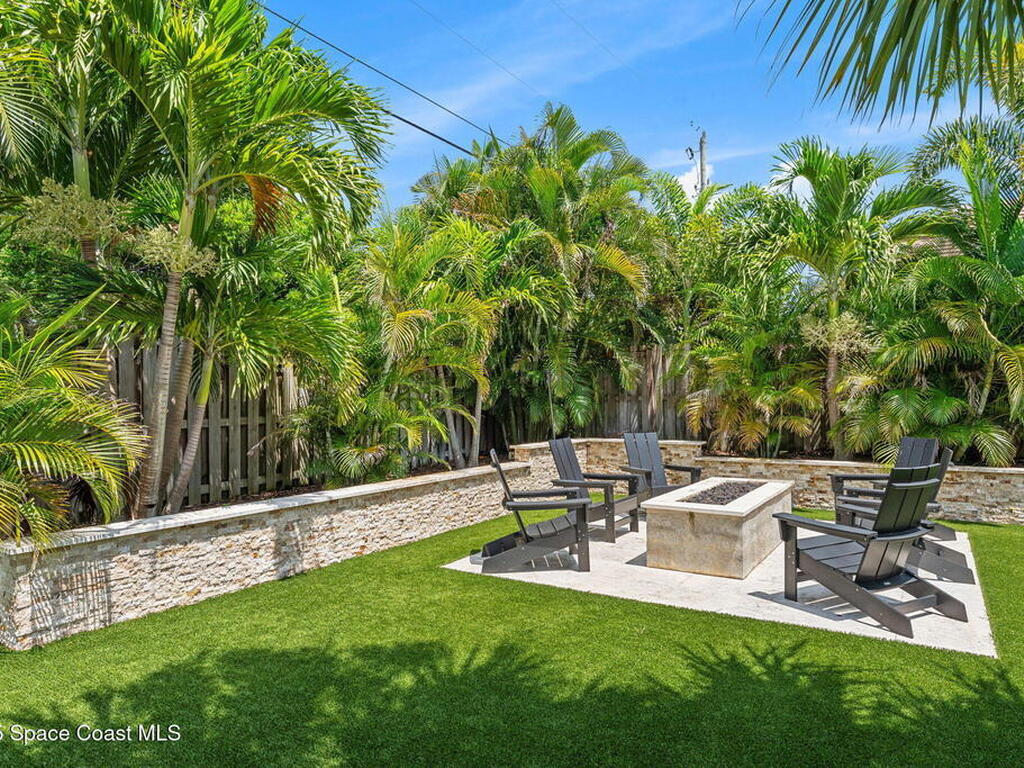 212 1st Avenue, Indialantic, FL 32903