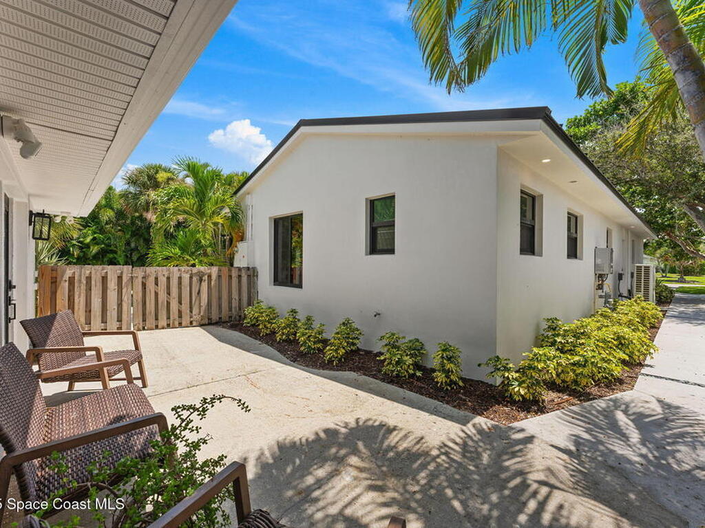 212 1st Avenue, Indialantic, FL 32903
