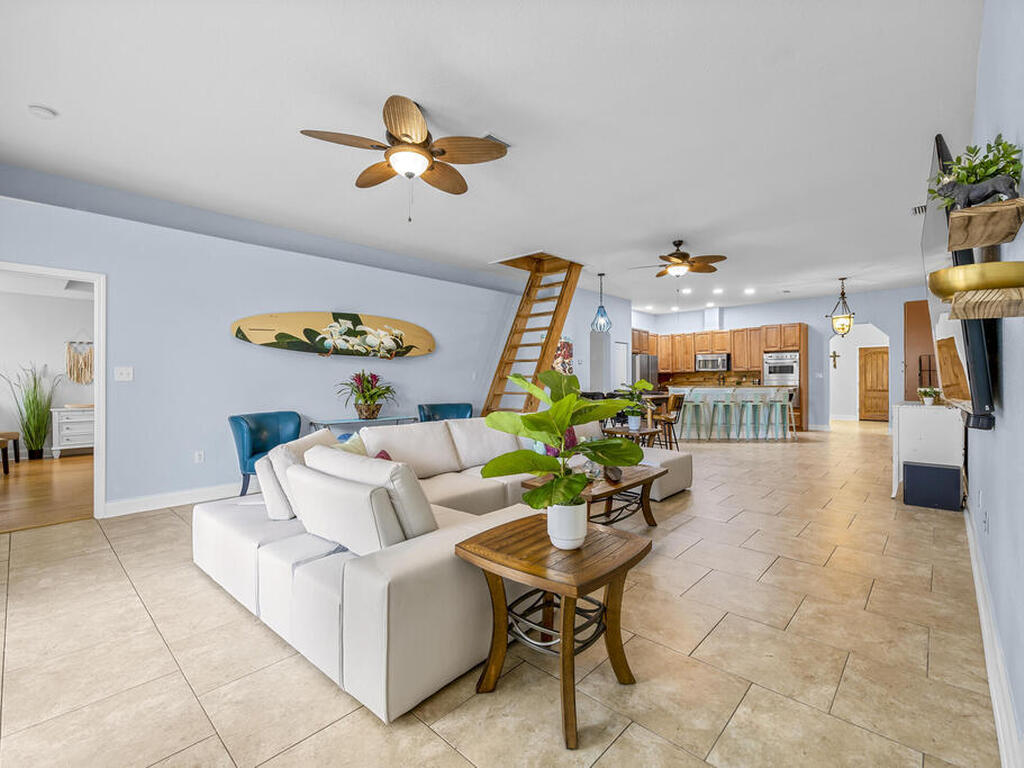 1987 Highland Avenue, Melbourne, FL 32935