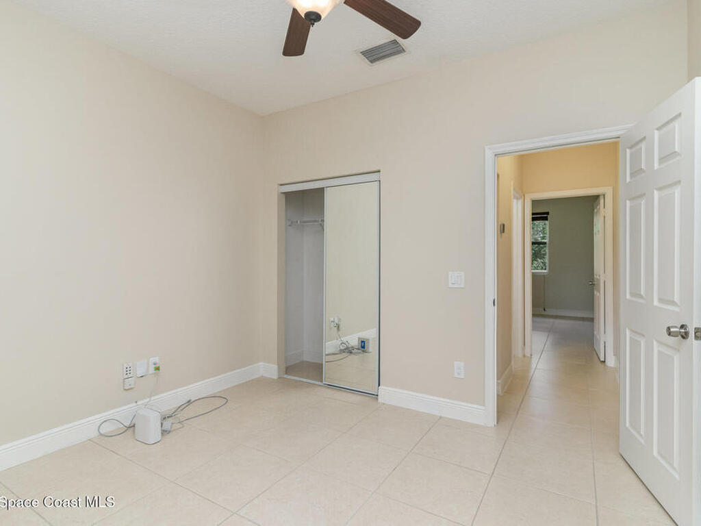 9276 107th Avenue, Vero Beach, FL 32967
