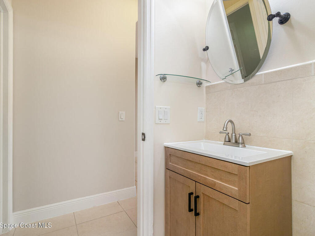9276 107th Avenue, Vero Beach, FL 32967