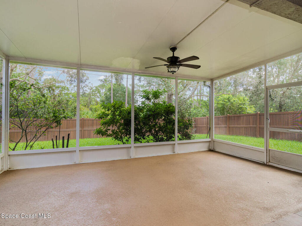 9276 107th Avenue, Vero Beach, FL 32967