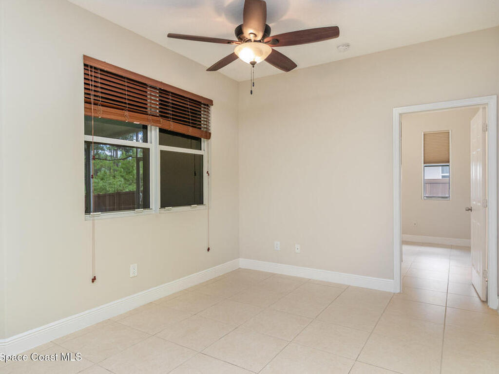 9276 107th Avenue, Vero Beach, FL 32967