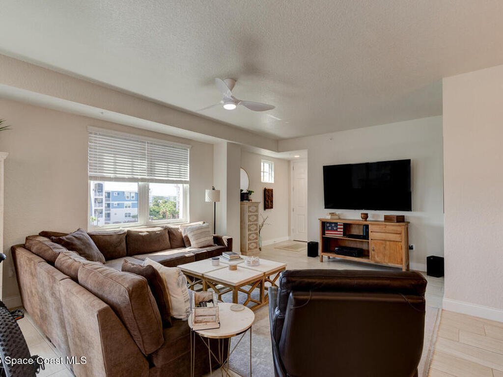 4 Riverwalk Drive, New Smyrna Beach, FL 32169